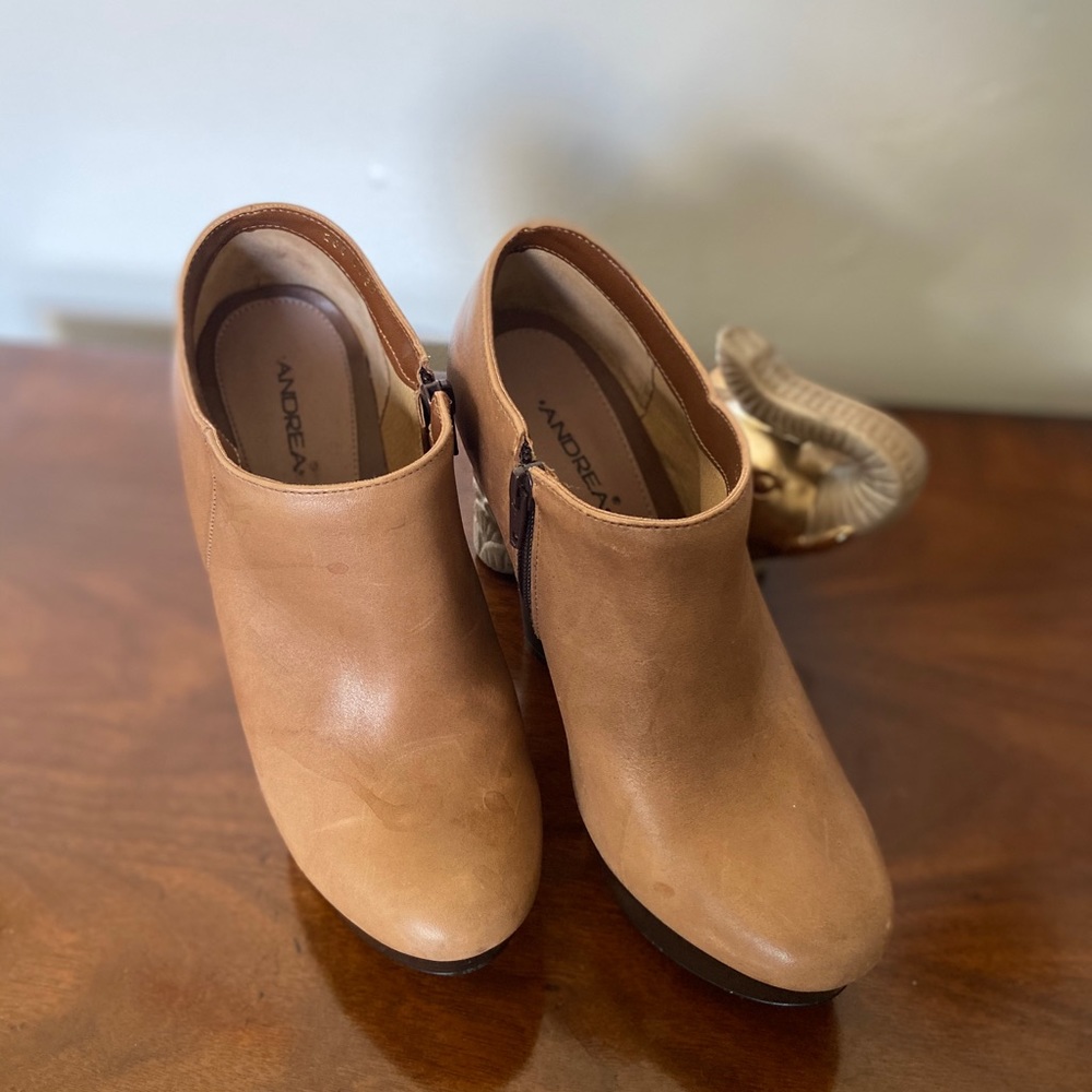 Andrea booties